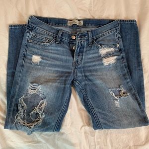 A&F ripped boyfriend cropped jeans